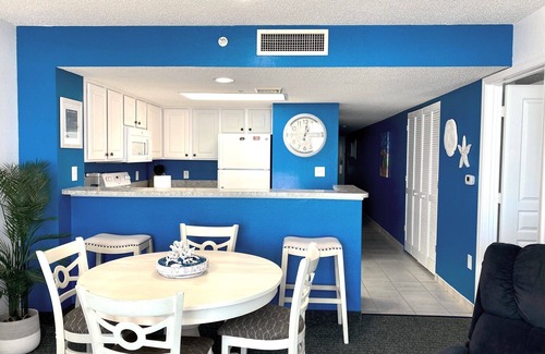 Crescent Beach Condo | NO OWNER FEES! Gorgeous Updated OCEANFRONT 2/2 Suite, OF Master, W/D, 18th Fl