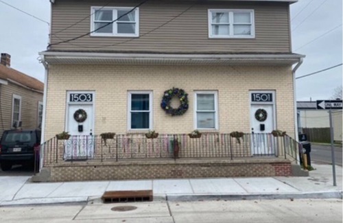 Saint Roch House | NO PET FEES Vivacious 2-BR pet friendly house near French Quarter and Superdome!