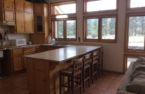 Flagstaff Cottage | NO PHONE, NO POOL, NO CIGARETTES, nNEAR ARIZONA TRAIL, FOREST ADJACENT