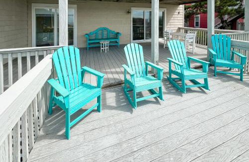 Emerald Isle Apartment | No Regrets Down