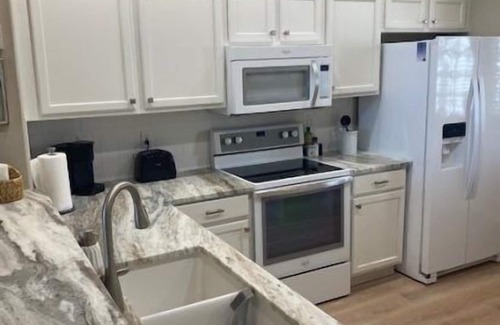Tropical Cove Condo | No Worries, Tee On at Lexington CC Golf Village