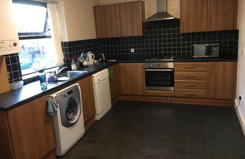 Dukinfield House | No1 Decent Home