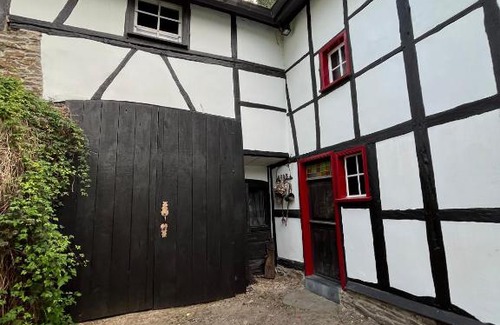 Rurberg House | Noah - Seeleben auf Zeit am Rursee