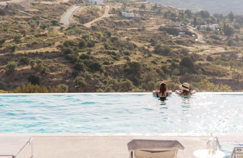 Paros Bed & Breakfast | Noble 7 Suites - Adults Only - Onar Hotels Collection