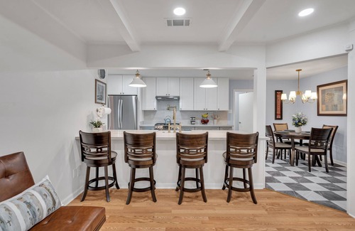 Willowdale House | Nod to NOLA: Enjoyable 3-bedroom house with Big Easy Twist in Metairie