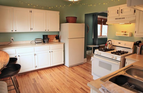 Endion House | Nola's Nest - North Coast Vintage House.