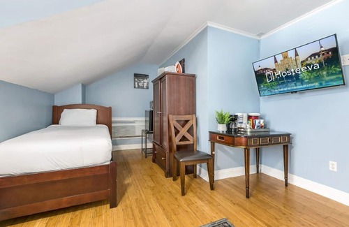 Mid-City Hotel | NOLA Vibes | Cozy Studio on Canal Street