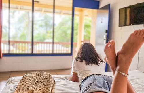 Airlie Beach Hotel | Nomads Airlie Beach