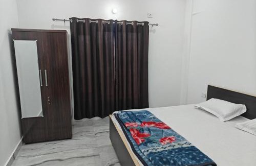 Mohangarh House | Non AC Room For Travelers Lucknow