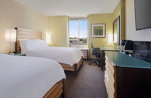 San Jose Hotel | Non-Smoking Guest Apartment! 3 Convenient Units, Minutes’ Drive from SAP Center!