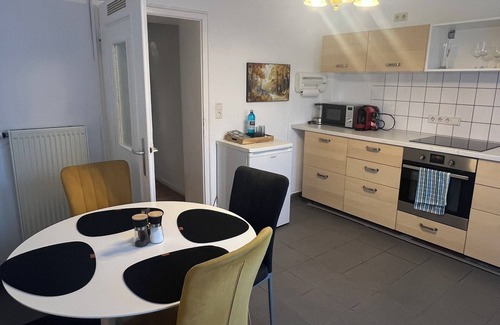 Frohnhausen Apartment | Nook - cozy vacation apartment - near the trade fair