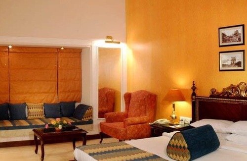 Bhopal Hotel | Noor-Us-Sabah Palace