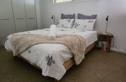 Verrierdale Apartment | Noosa hinterland guest house in Verrierdale 🏠