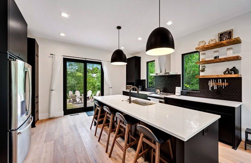 Egg Harbor House | Nordica House and Loft-Walk to Egg Harbor