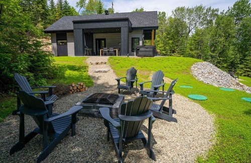 Les Eboulements Ski Chalet | Nordik Emma 157 | Hidden bliss, great river view, jacuzzi