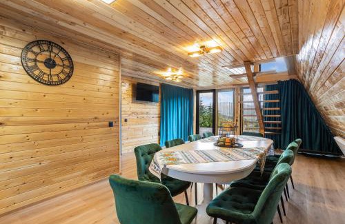 Ortoaia Ski Chalet | NordiKaban A-Frame Vatra Dornei