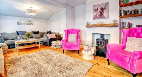 Heacham House | Norfolk Luxe Beach House Sleeps 8 Dog friendly