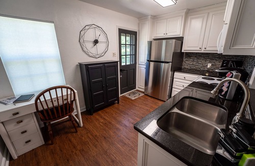 Norman House | Norman OU Football Getaway - Comfortable, Convenient, Quiet - Newly Updated!