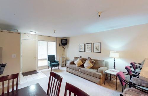 Alyeska Apartment | North #405