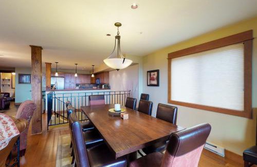 Big White Ski Resort House | North 9