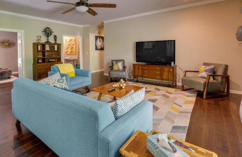 Bentonville House | North Bentonville Vacation Rental Near Bike Trails