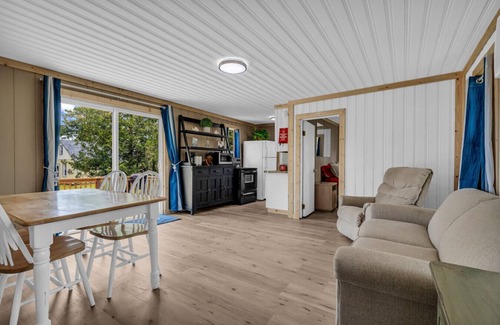 Lexington Cottage | North Bound 25 Cottage #2