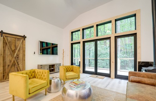 Hot Springs Cabin | North Carolina 'Bee Keepers Cabin' Near Rafting!