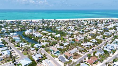 Anna Maria House | North End Chic