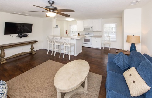 Northeast Virginia Beach House | North End Paradise - North End VB