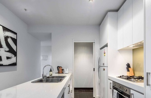 Carlton South Apartment | North Facing High Floor CBD City Sanctuary with Breathtaking Views