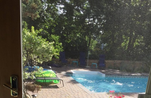 Cutchogue House | North Fork,Cutchogue-Nassau Point Home w Saltwater Pool, Private Beach Access