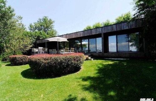 Southold House | North Fork Sound Front Beach House