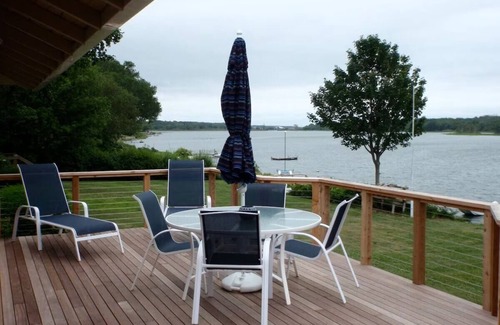 Southold House | North Fork Waterfront + Private beaches + Spectacu