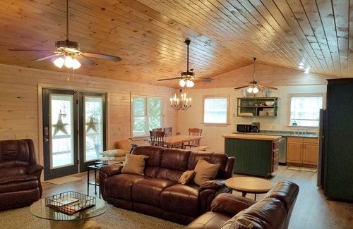 Clayton House | North Georgia Mountain Place