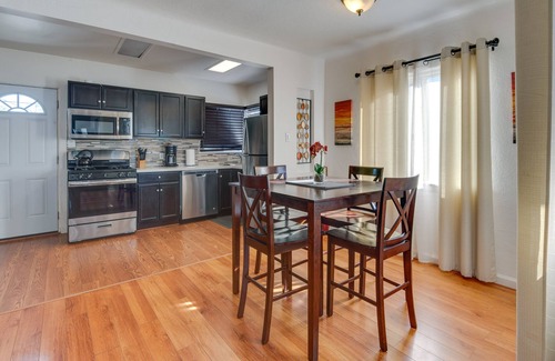 North Hollywood House | North Hollywood Getaway: 14 Mi to Downtown!