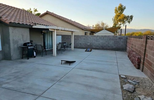 North Las Vegas House | North Las Vegas Retreat.
