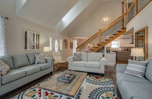 Hendersonville House | North Nashville Farmhouse