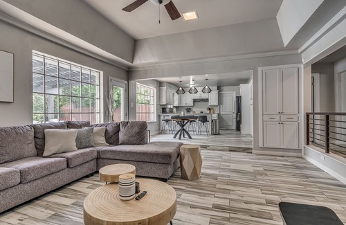 Oklahoma City House | North OKC - Large, Modern Home with Pool and Game Room