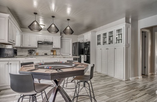Oklahoma City House | North OKC - Large, Modern Home with Pool and Game Room
