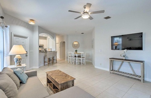 Juno Beach House | North Palm Beach Townhome about 2 Mi to Beach!
