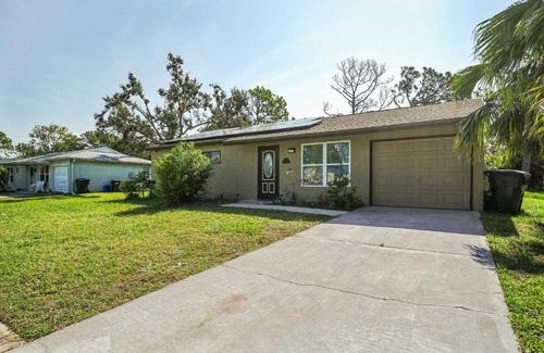 North Port House | North Port Rental Near Warm Mineral Springs Park!