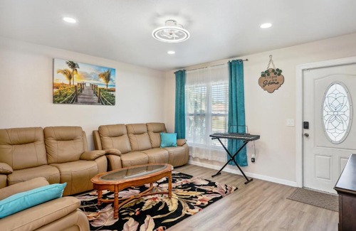 North Port House | North Port Rental Near Warm Mineral Springs Park!