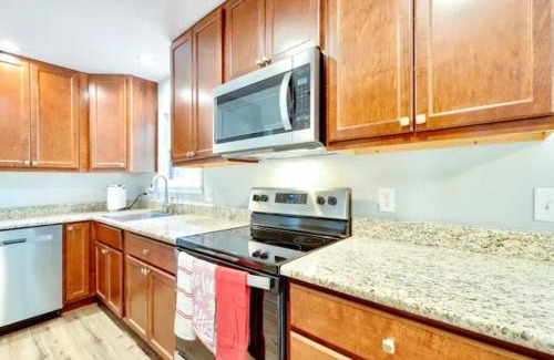 Northwest Raleigh House | North Raleigh Private Retreat