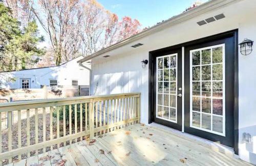 Northwest Raleigh House | North Raleigh Private Retreat