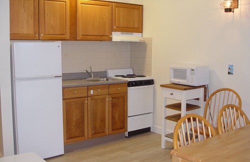 North Truro Apartment | North Truro private Beach on the Bay ideal rental Great rates