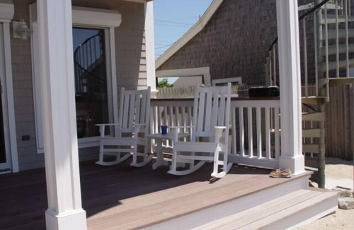 North Truro Apartment | North Truro private Beach on the Bay ideal rental Great rates