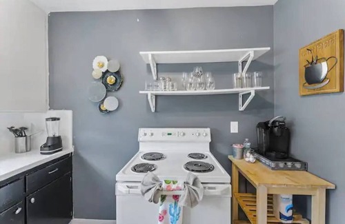 San Marco Apartment | Northeast Florida Retreat