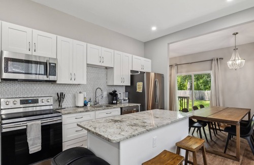 Urban Core Apartment | Northeast Florida Retreat