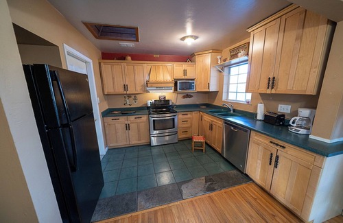 Northeast Heights House | Northeast Heights Nest: Pet-Friendly, Cozy, and Convenient