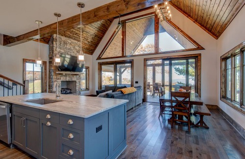 Elk Park House | Northern Exposure at Eagles Nest - Views! Covered porch, walk to the Winery and Sportsmans Lodge!